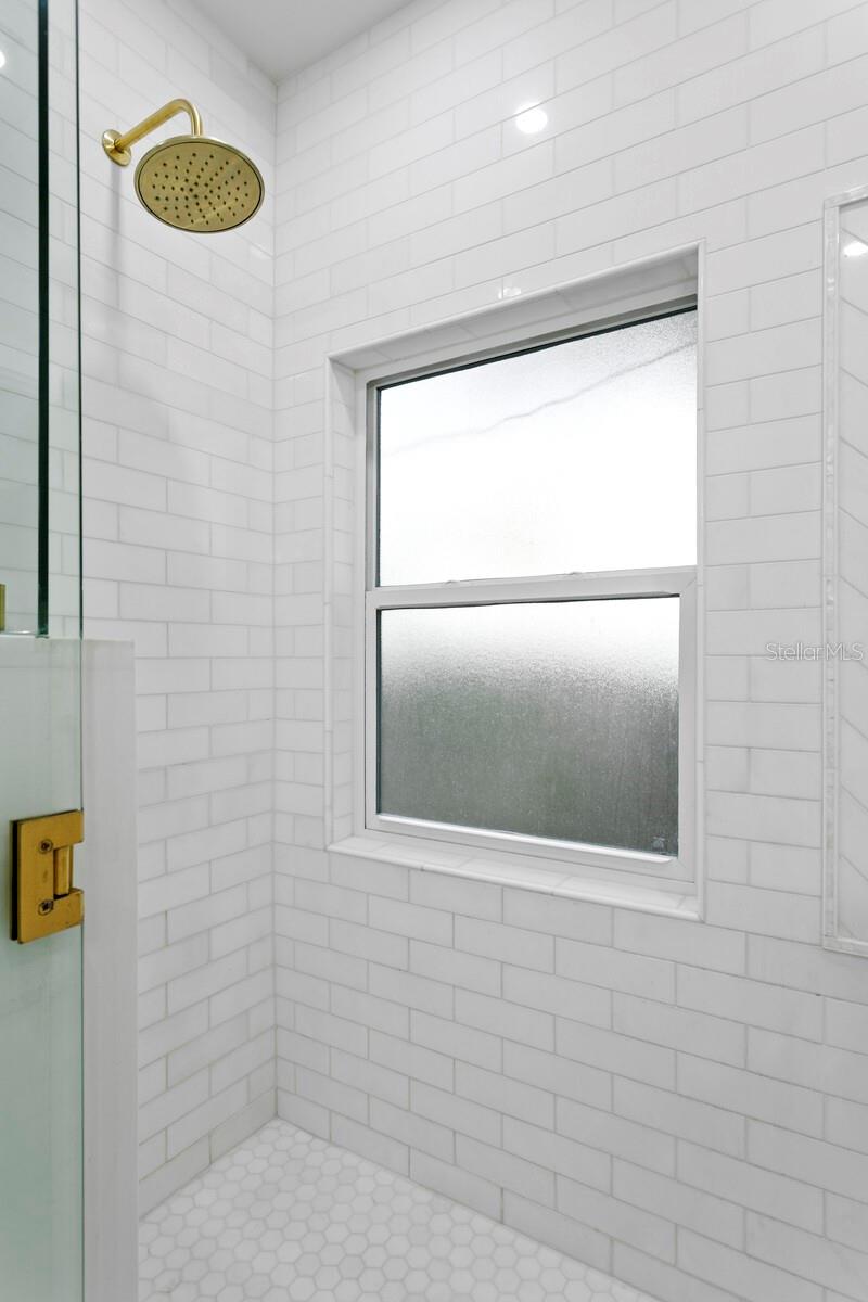 OLD KENTUCKY - Residential