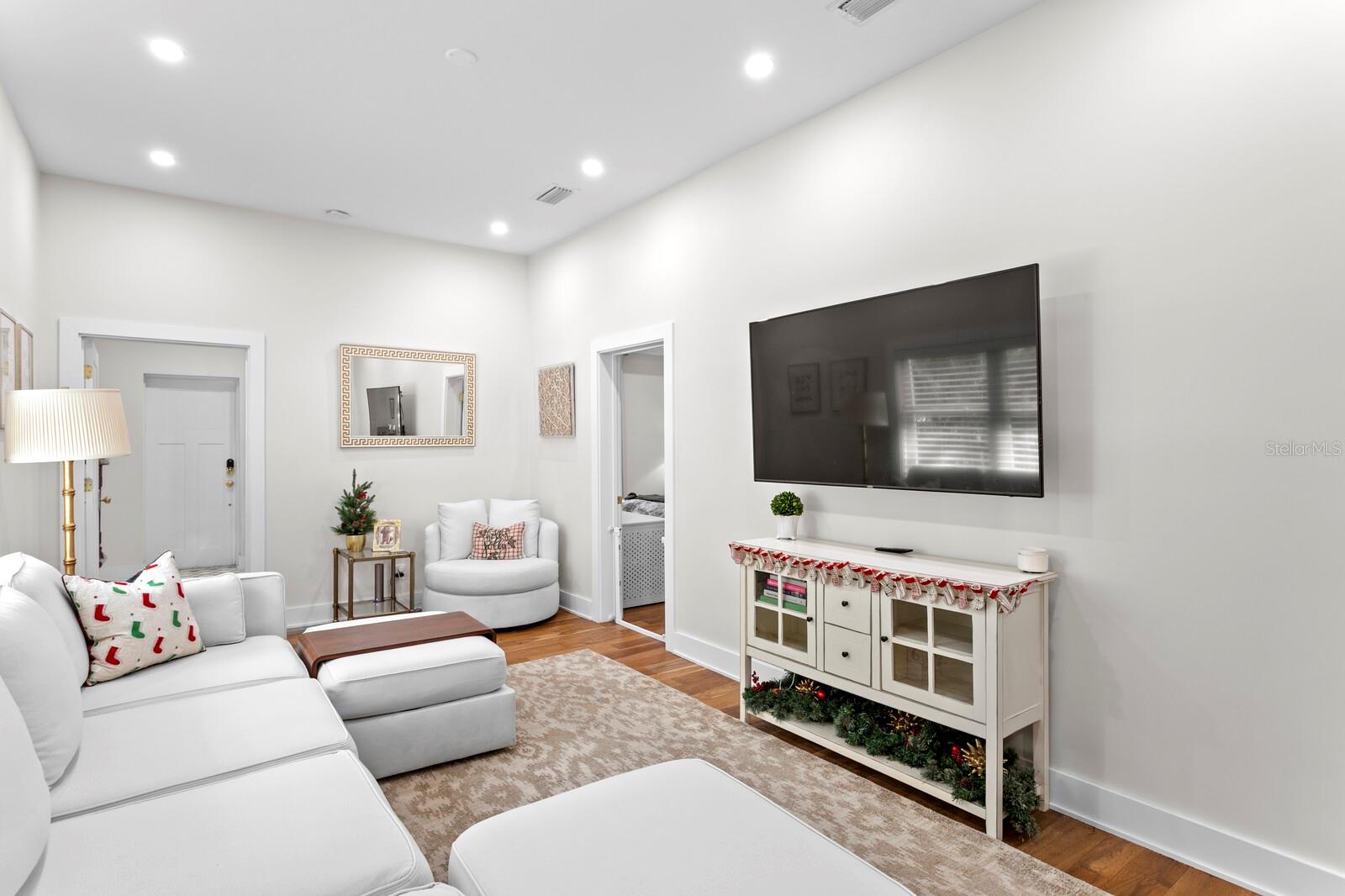 OLD KENTUCKY - Residential