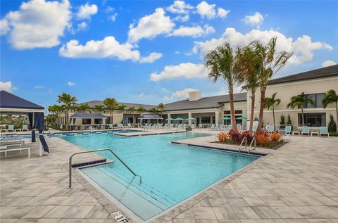 A home in WIMAUMA