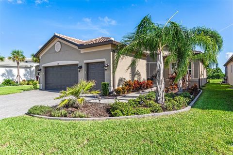 A home in WIMAUMA