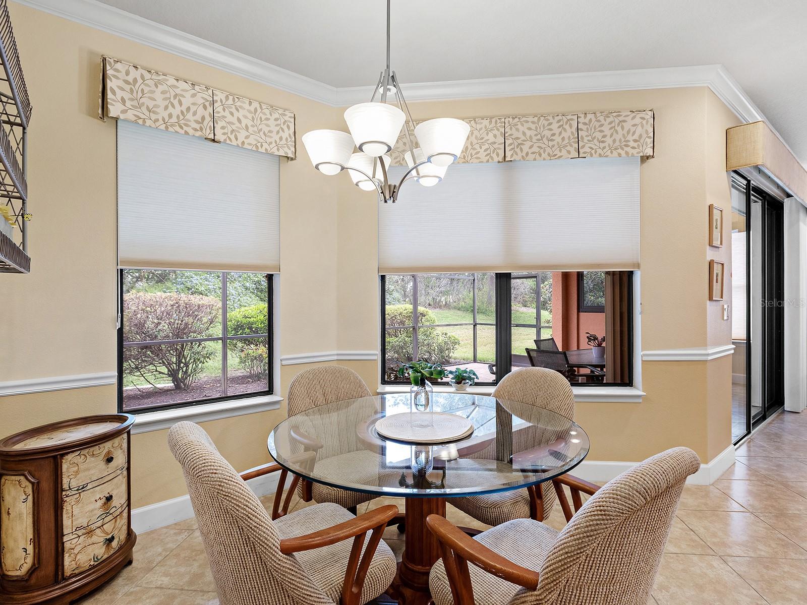 VENETIAN FALLS PH 2 - Residential