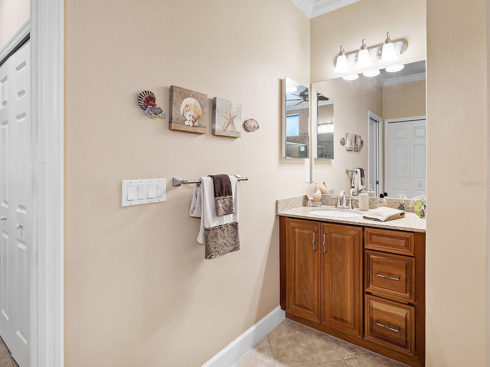 VENETIAN FALLS PH 2 - Residential