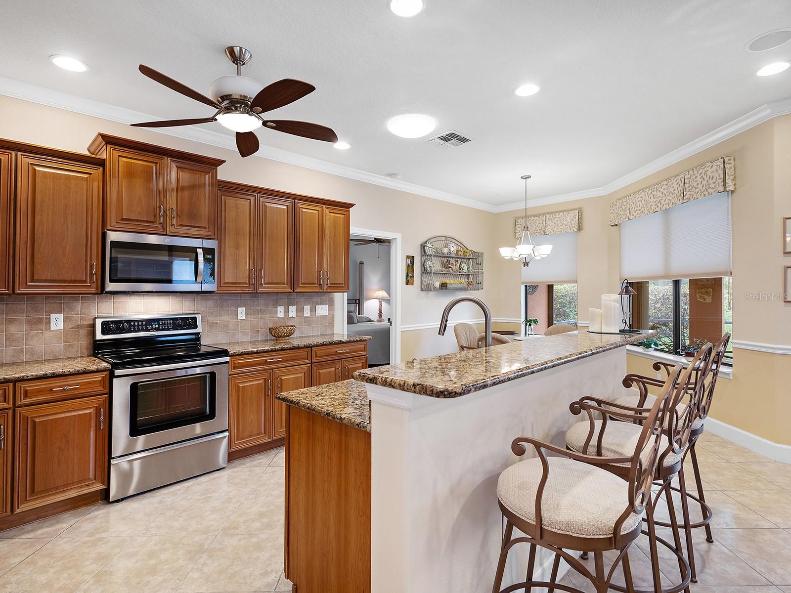 VENETIAN FALLS PH 2 - Residential