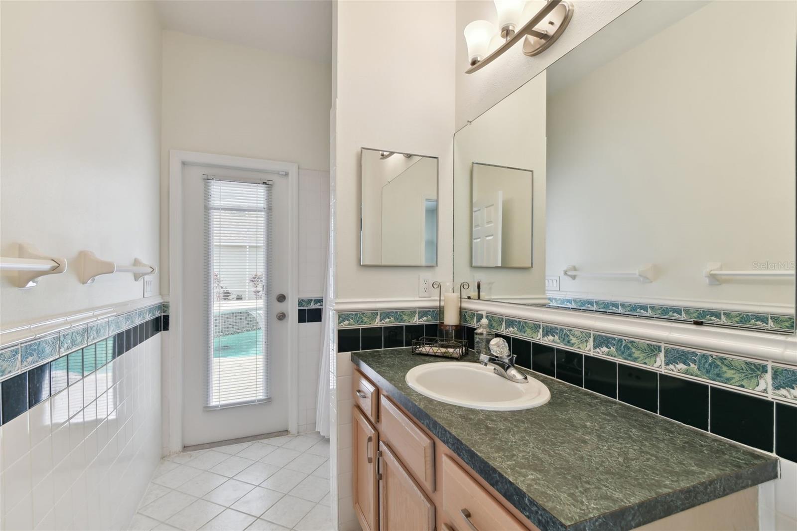 WARWICK HILLS - Residential