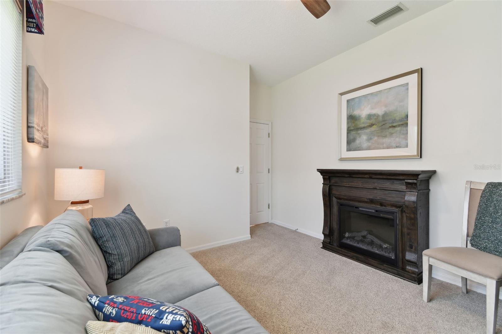 WARWICK HILLS - Residential