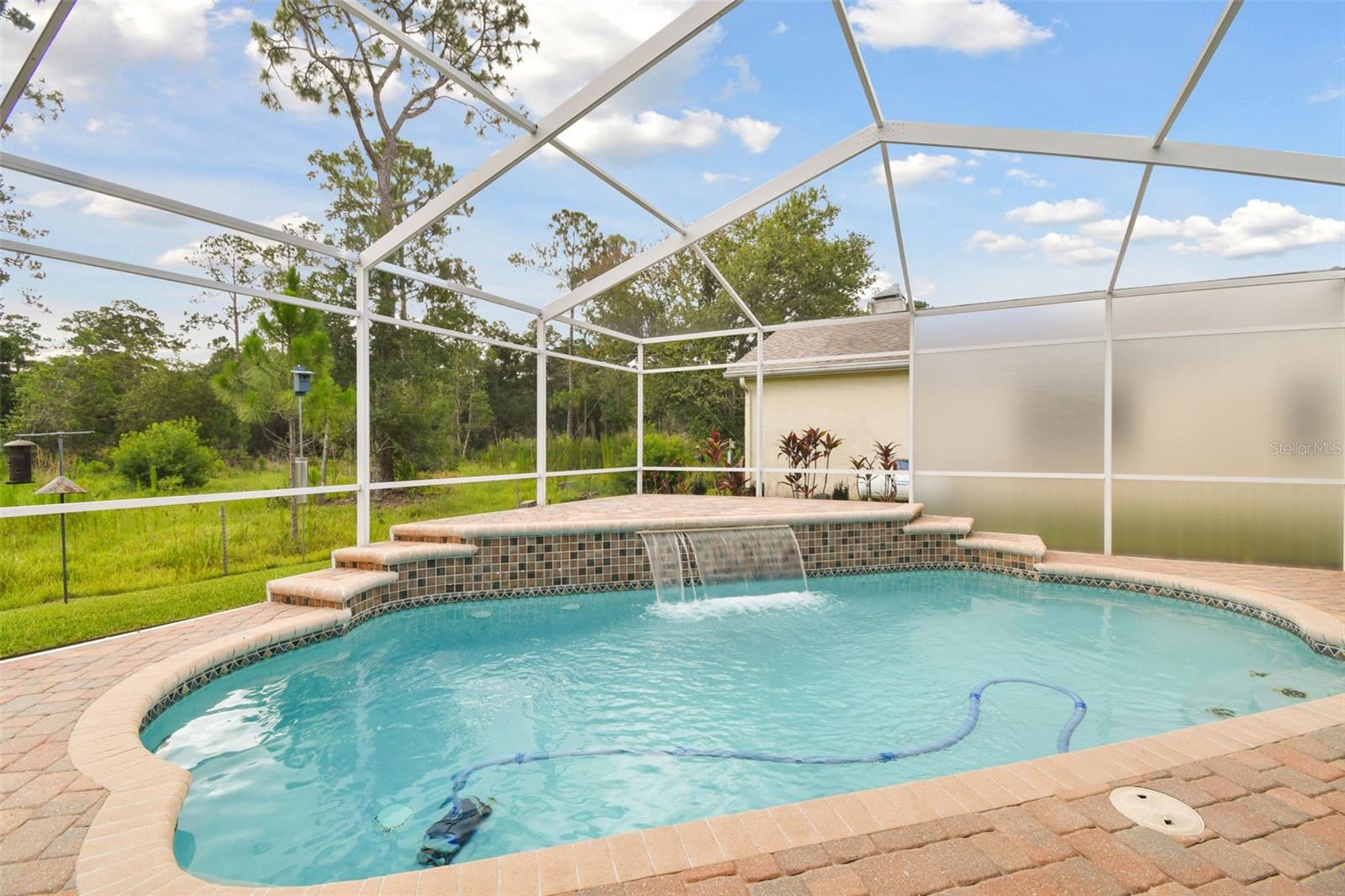 WARWICK HILLS - Residential