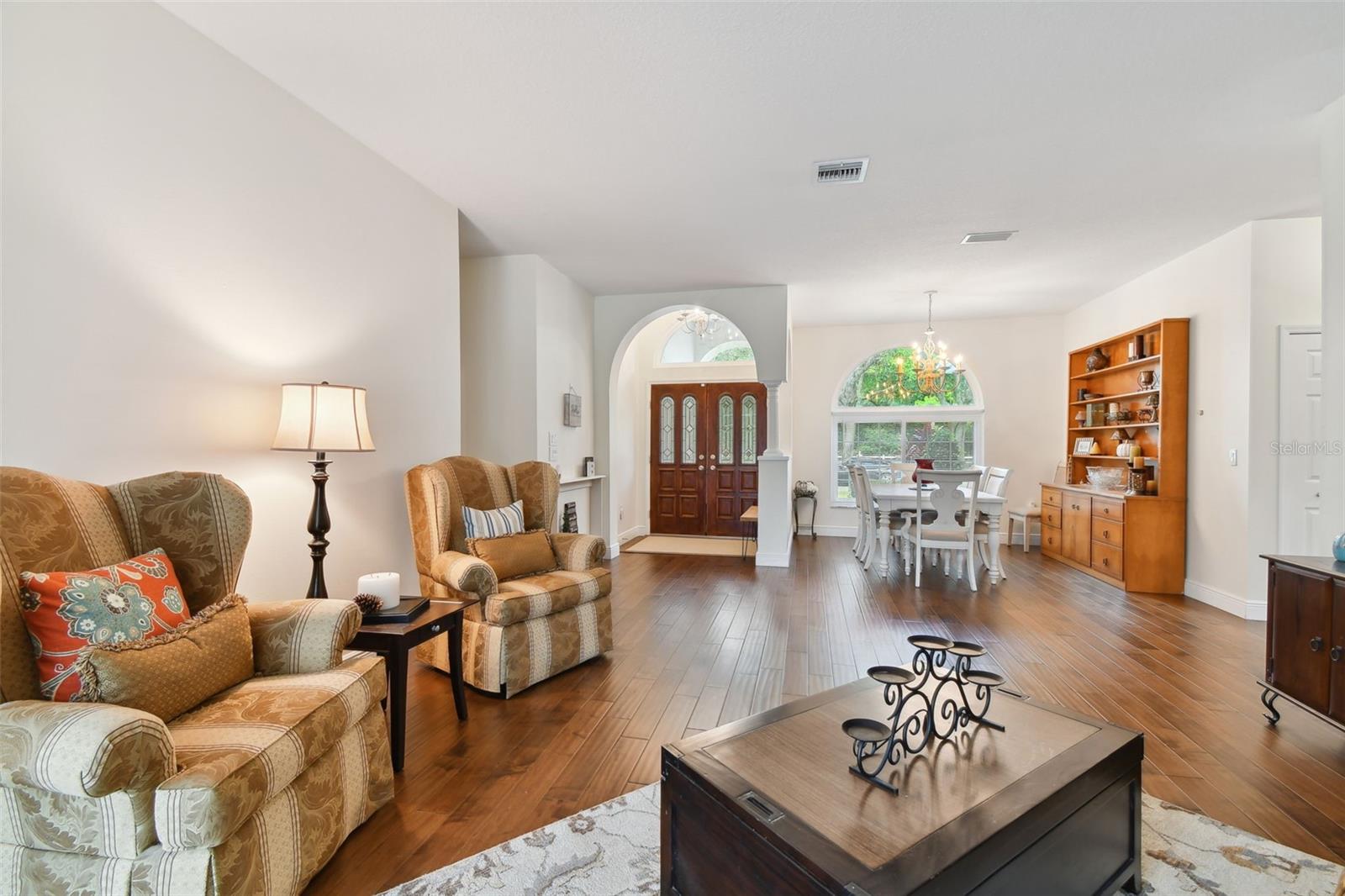 WARWICK HILLS - Residential