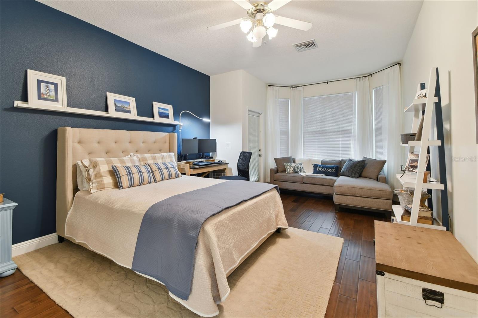 WARWICK HILLS - Residential