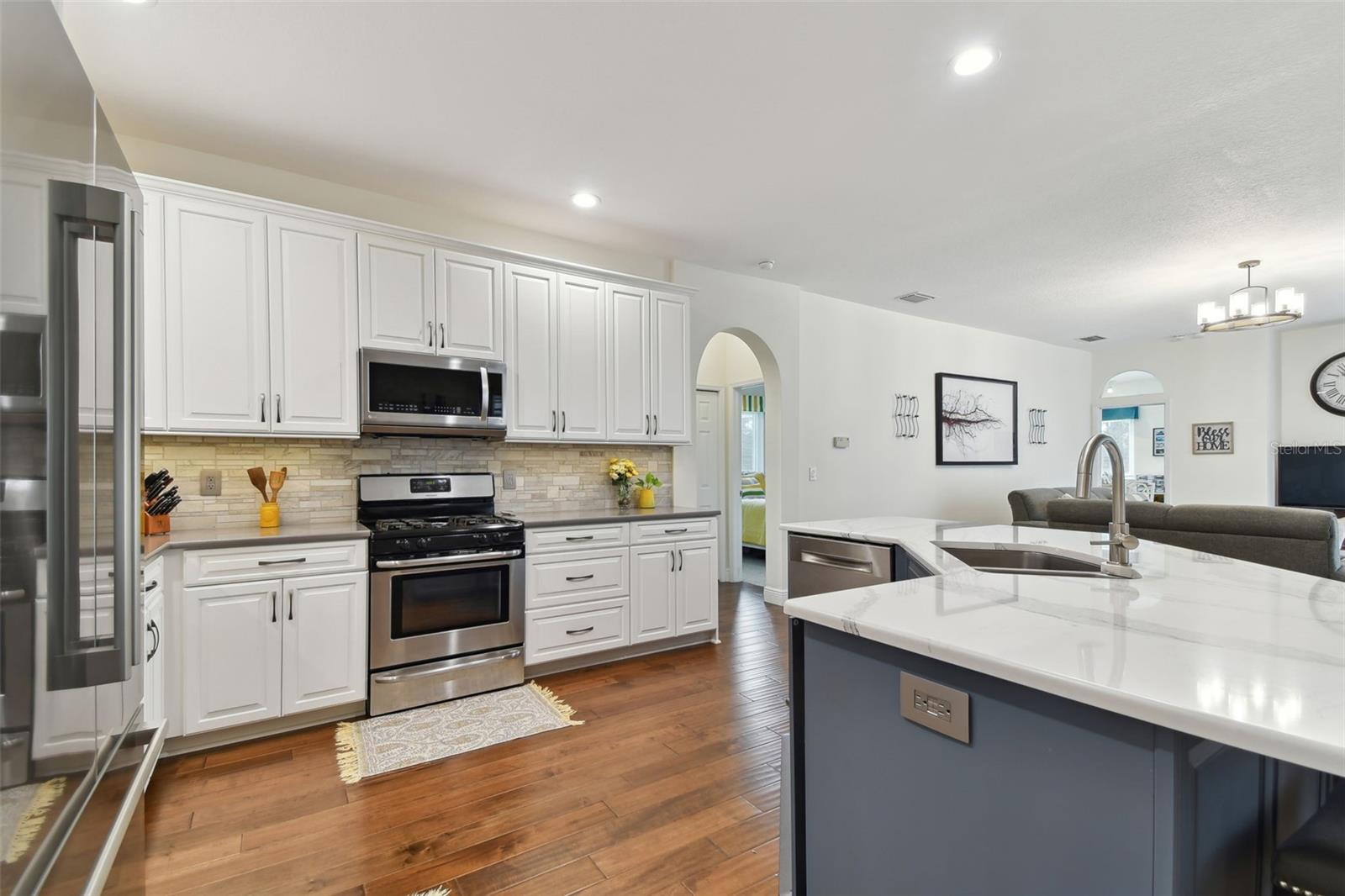 WARWICK HILLS - Residential