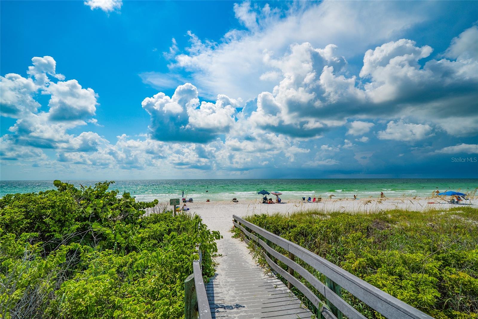 724 GULF BOULEVARD A & B