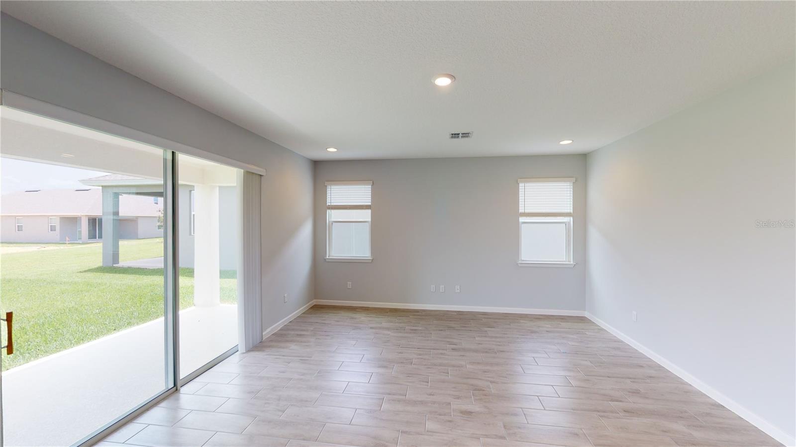 HILLS OF MINNEOLA - Residential