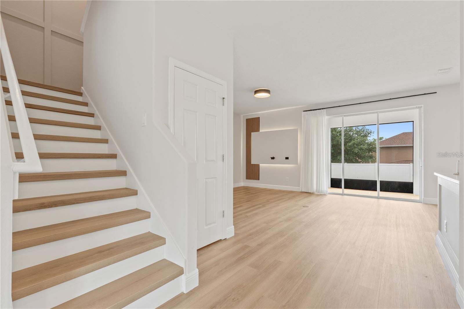 FORESTBROOKE PH 03 - Residential Lease