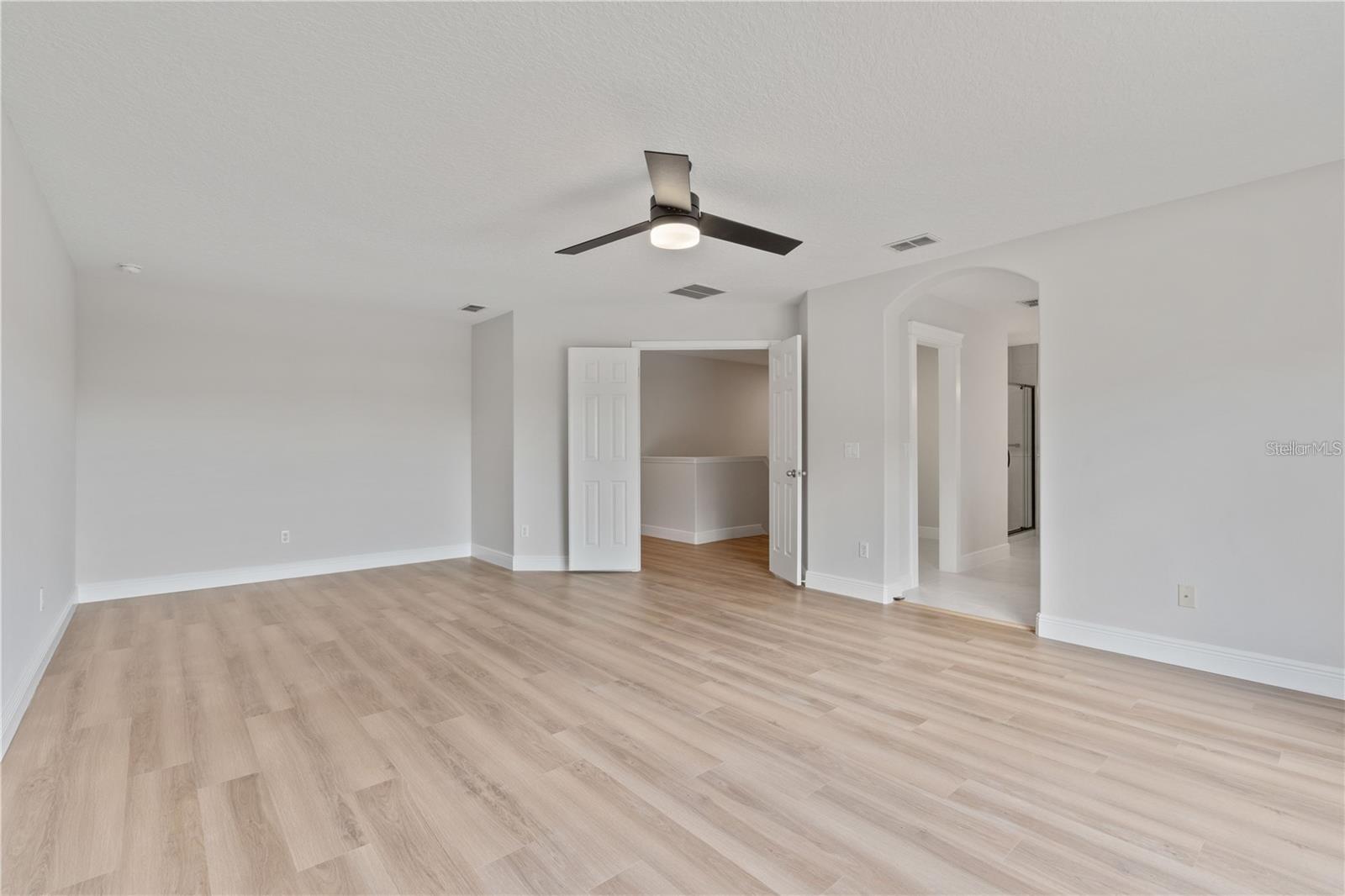 FORESTBROOKE PH 03 - Residential Lease