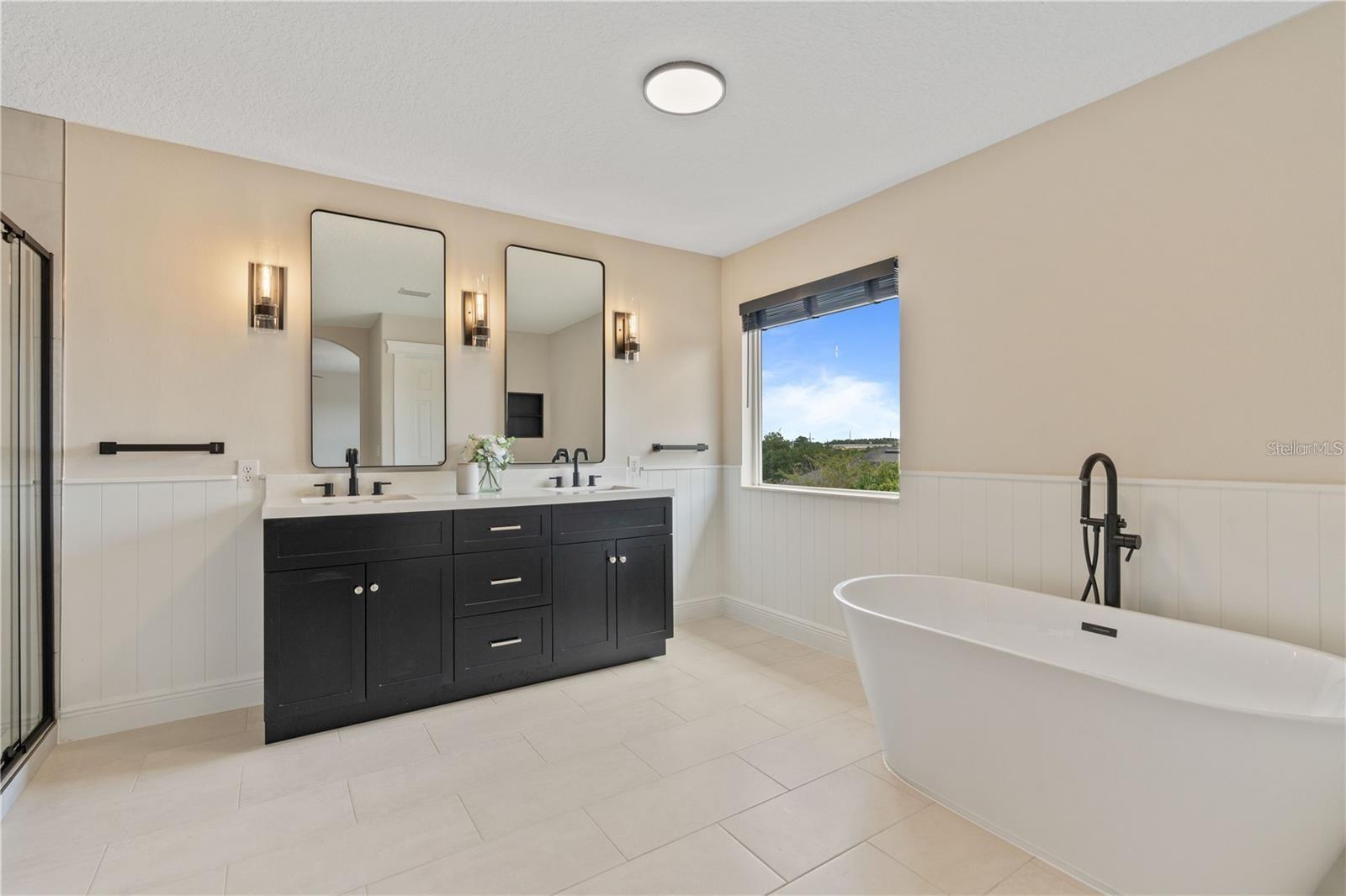 FORESTBROOKE PH 03 - Residential Lease