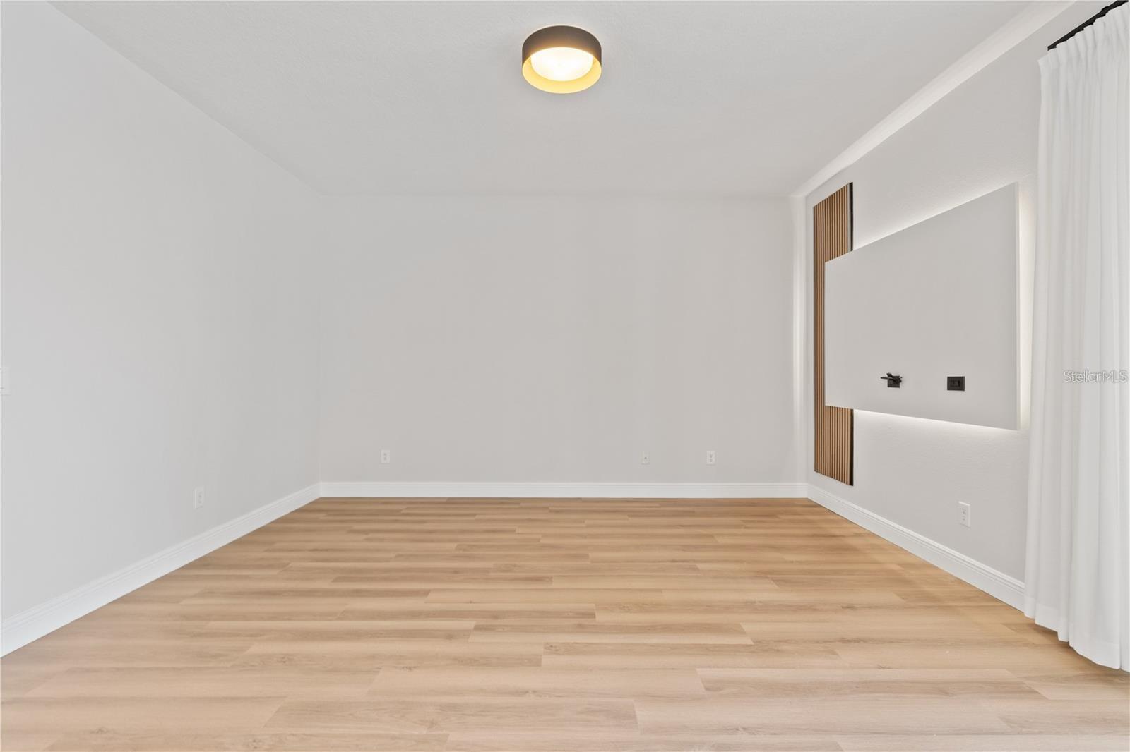 FORESTBROOKE PH 03 - Residential Lease