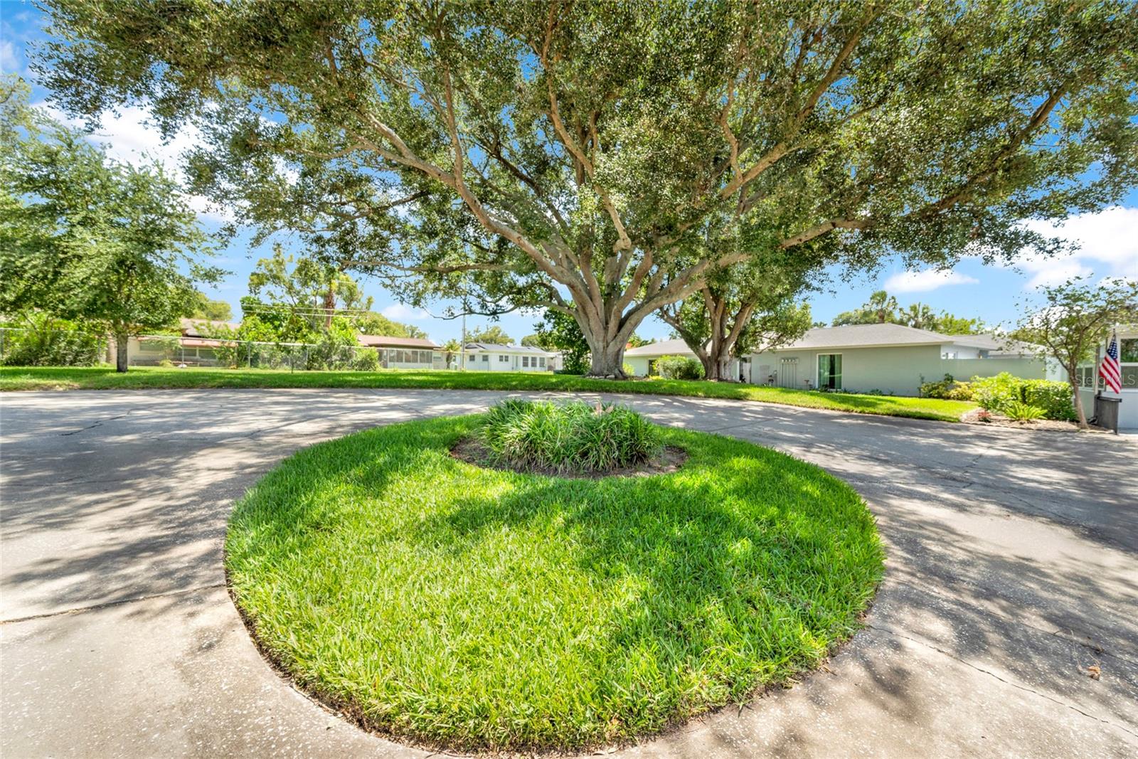 1608 WHITEBRIDGE DRIVE B