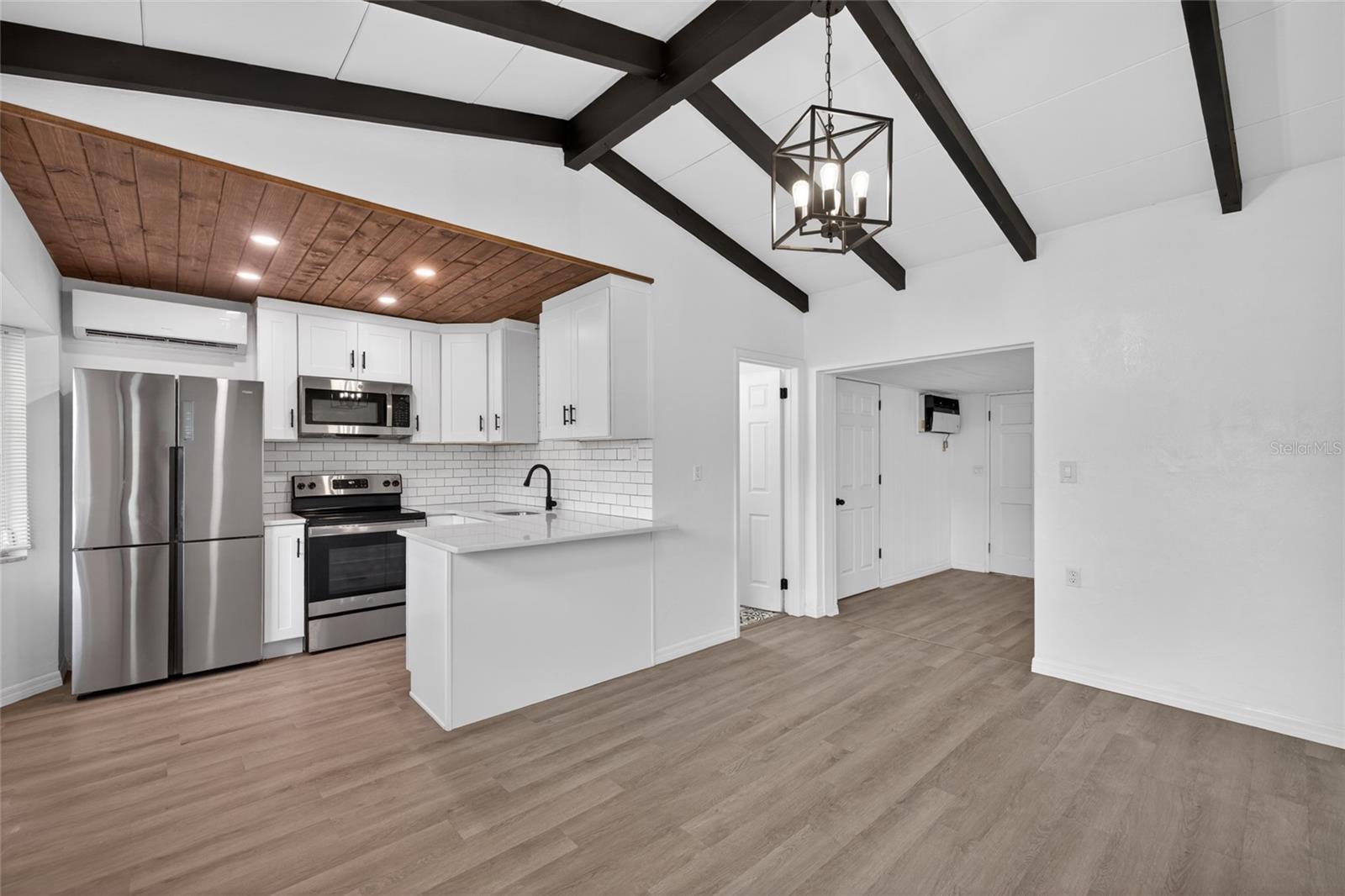 ZEHRCREST HEIGHTS BLK C, LOT 3 - Residential