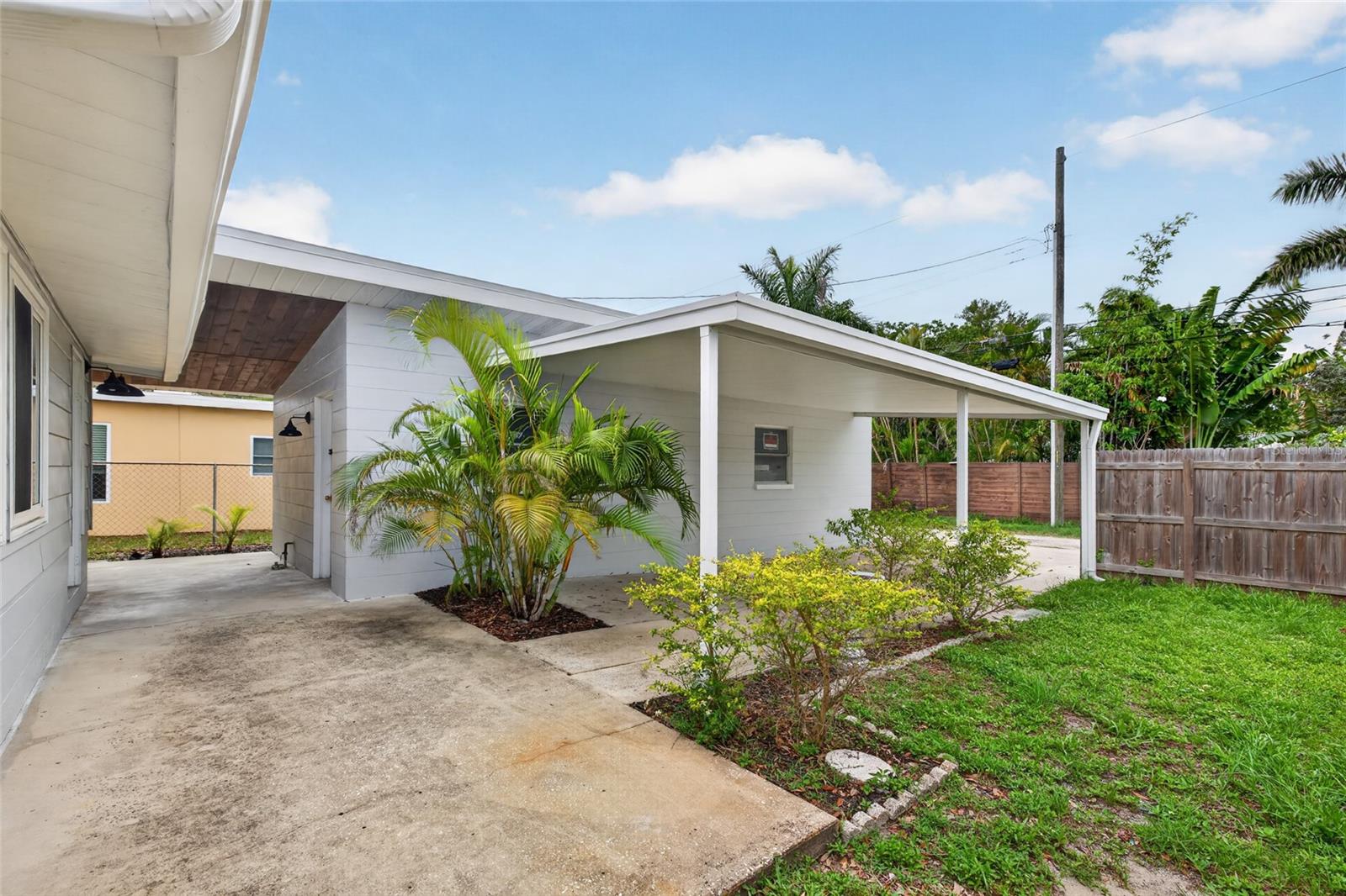 ZEHRCREST HEIGHTS BLK C, LOT 3 - Residential