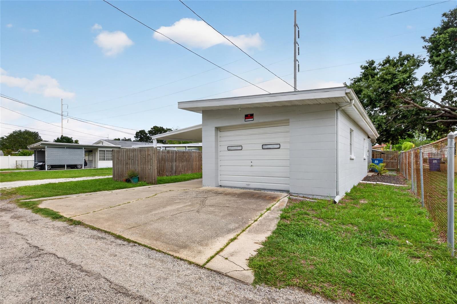 ZEHRCREST HEIGHTS BLK C, LOT 3 - Residential