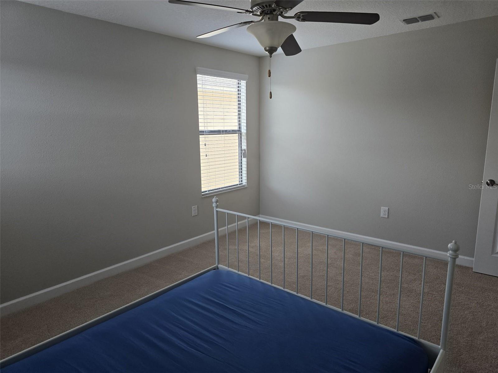 CONCORD STN PH 5 UNS A1 & A2 - Residential Lease