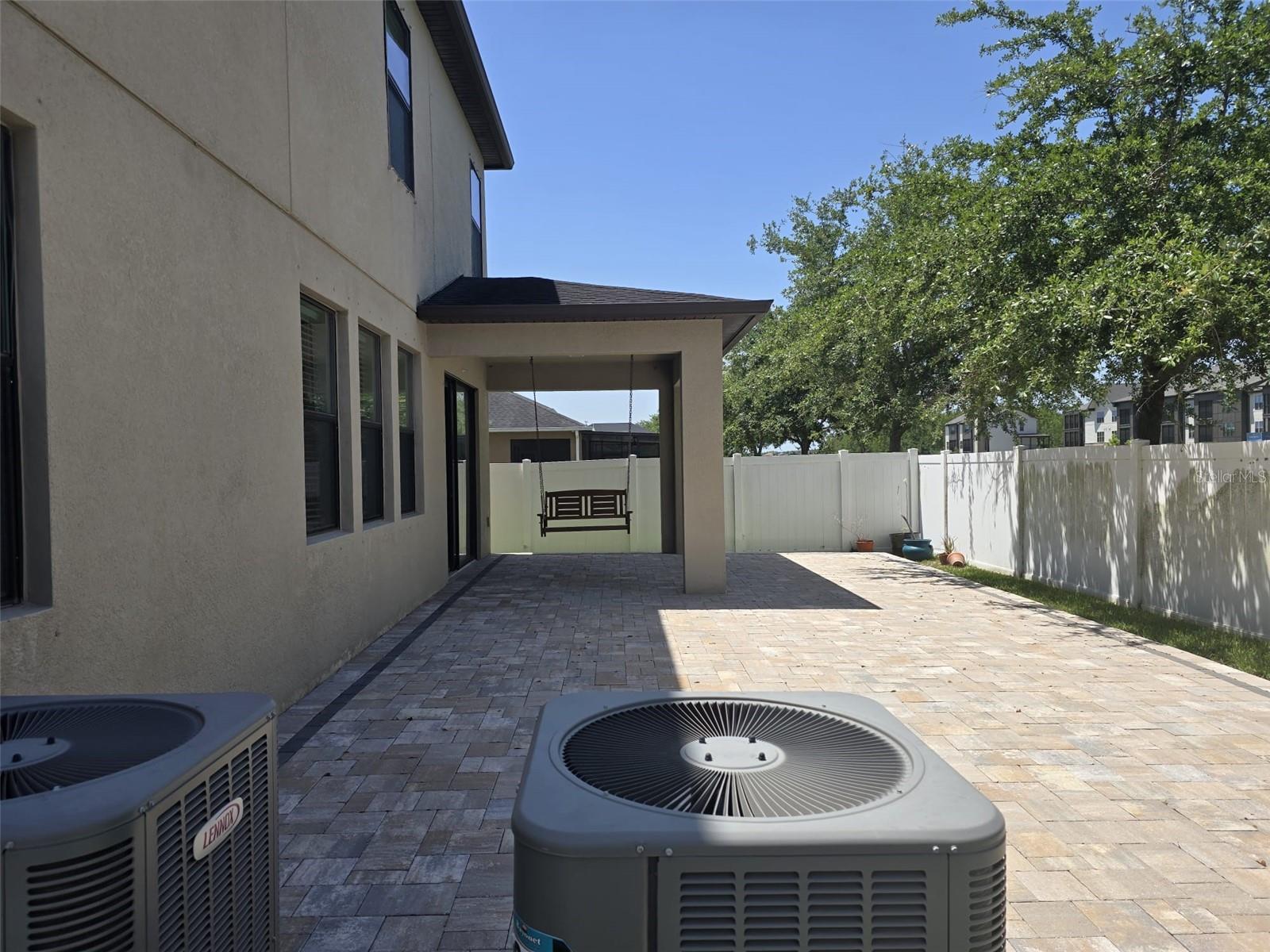 CONCORD STN PH 5 UNS A1 & A2 - Residential Lease