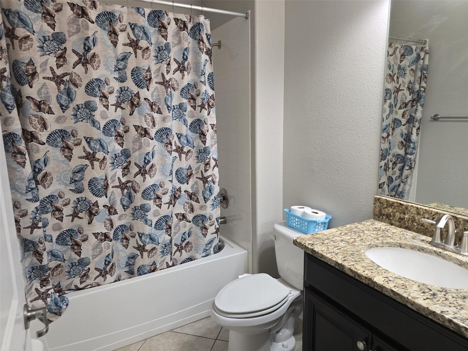 CONCORD STN PH 5 UNS A1 & A2 - Residential Lease