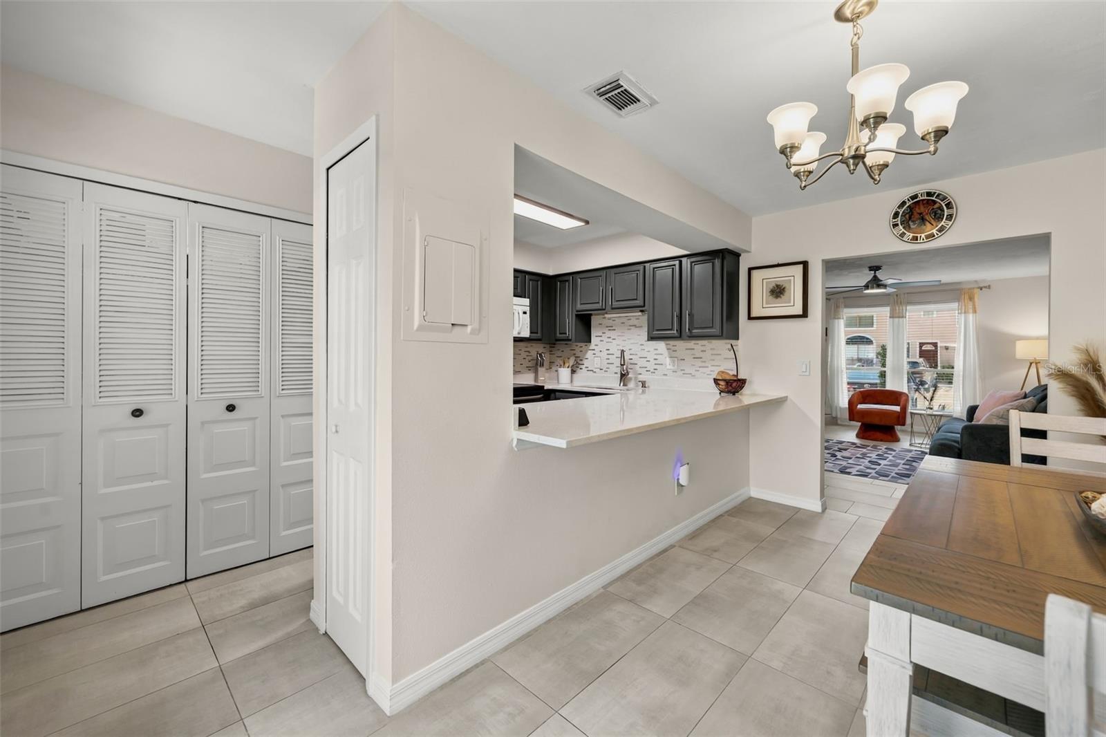 1352 CASA PARK CIRCLE