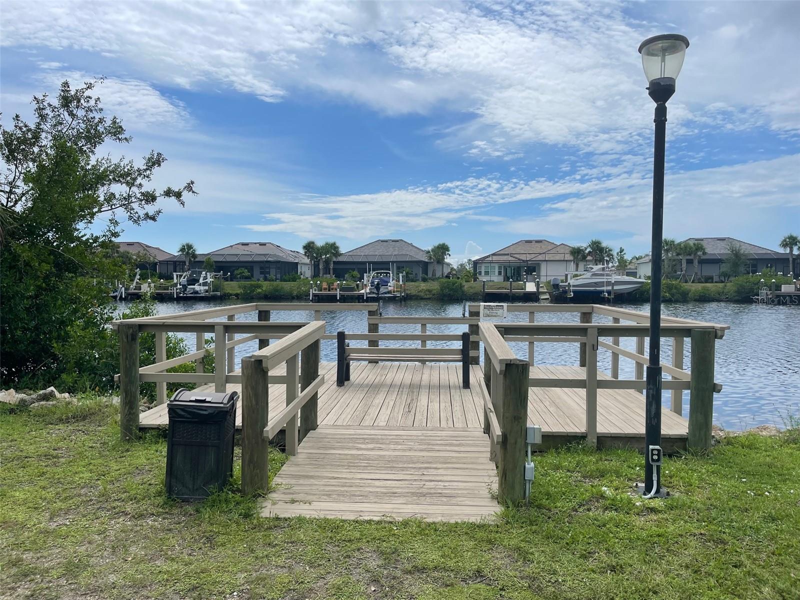 VILLAGE HOLIDAY LAKE - Residential