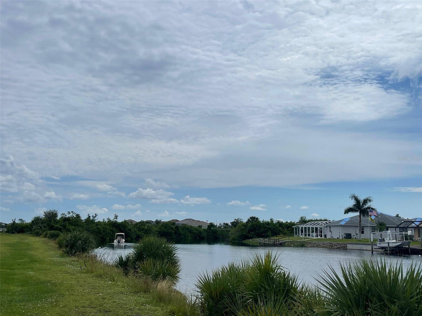 VILLAGE HOLIDAY LAKE - Residential