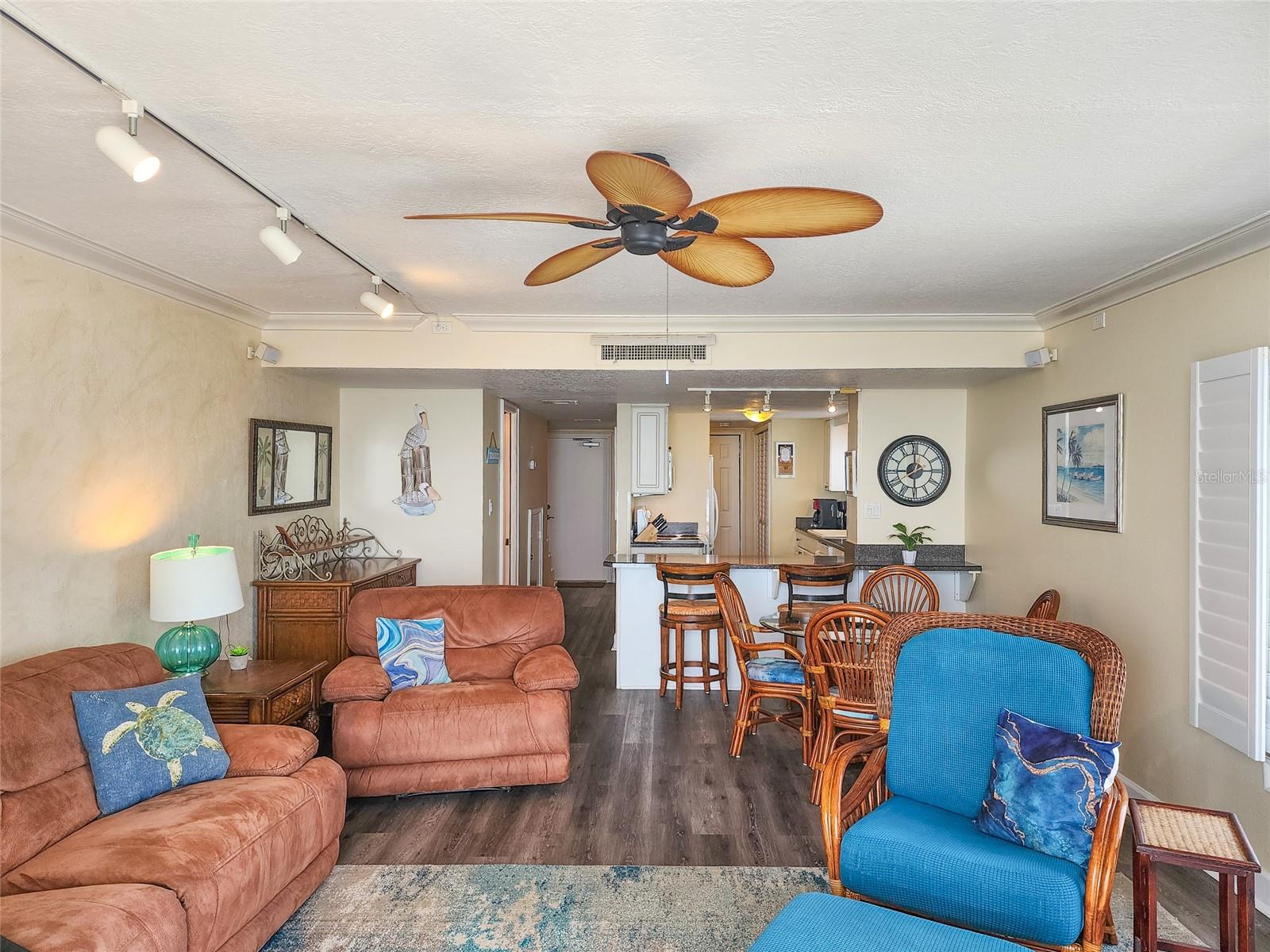 PELICAN - Residential