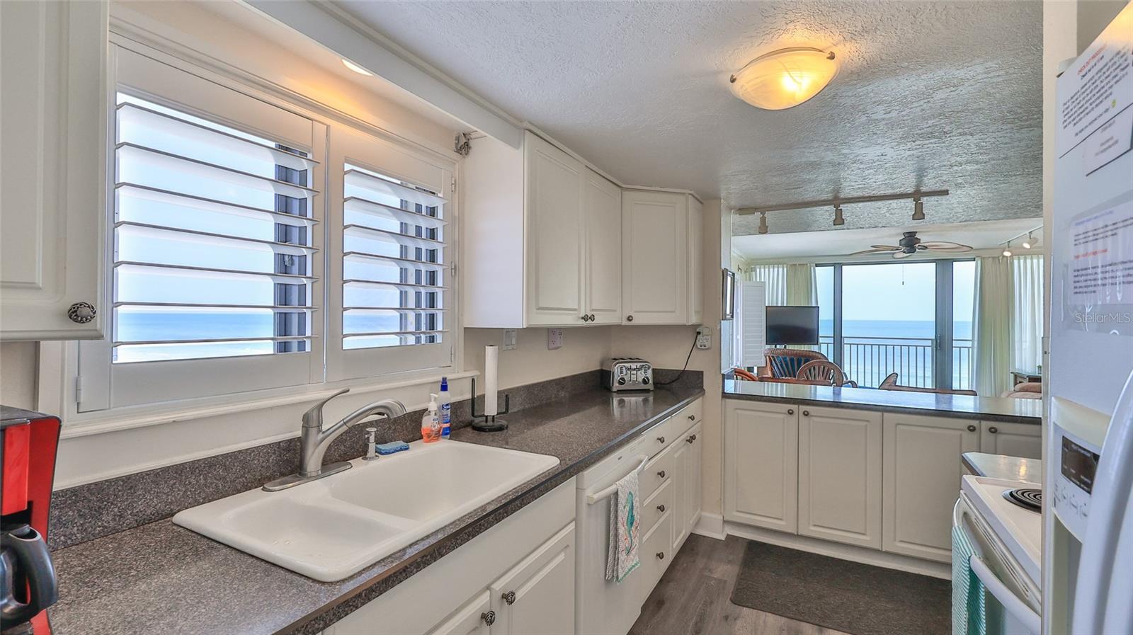 PELICAN - Residential