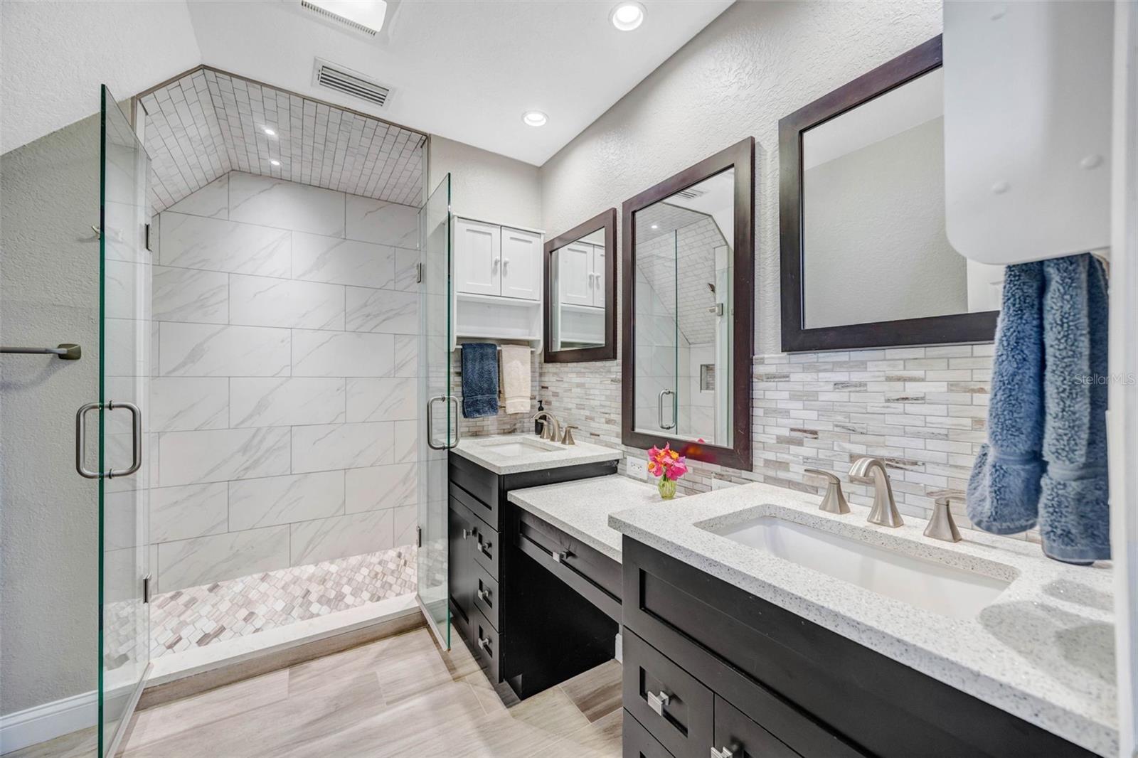 ALLENDALE TERRACE BLKS A-B-1-2-3-4-5-6 - Residential