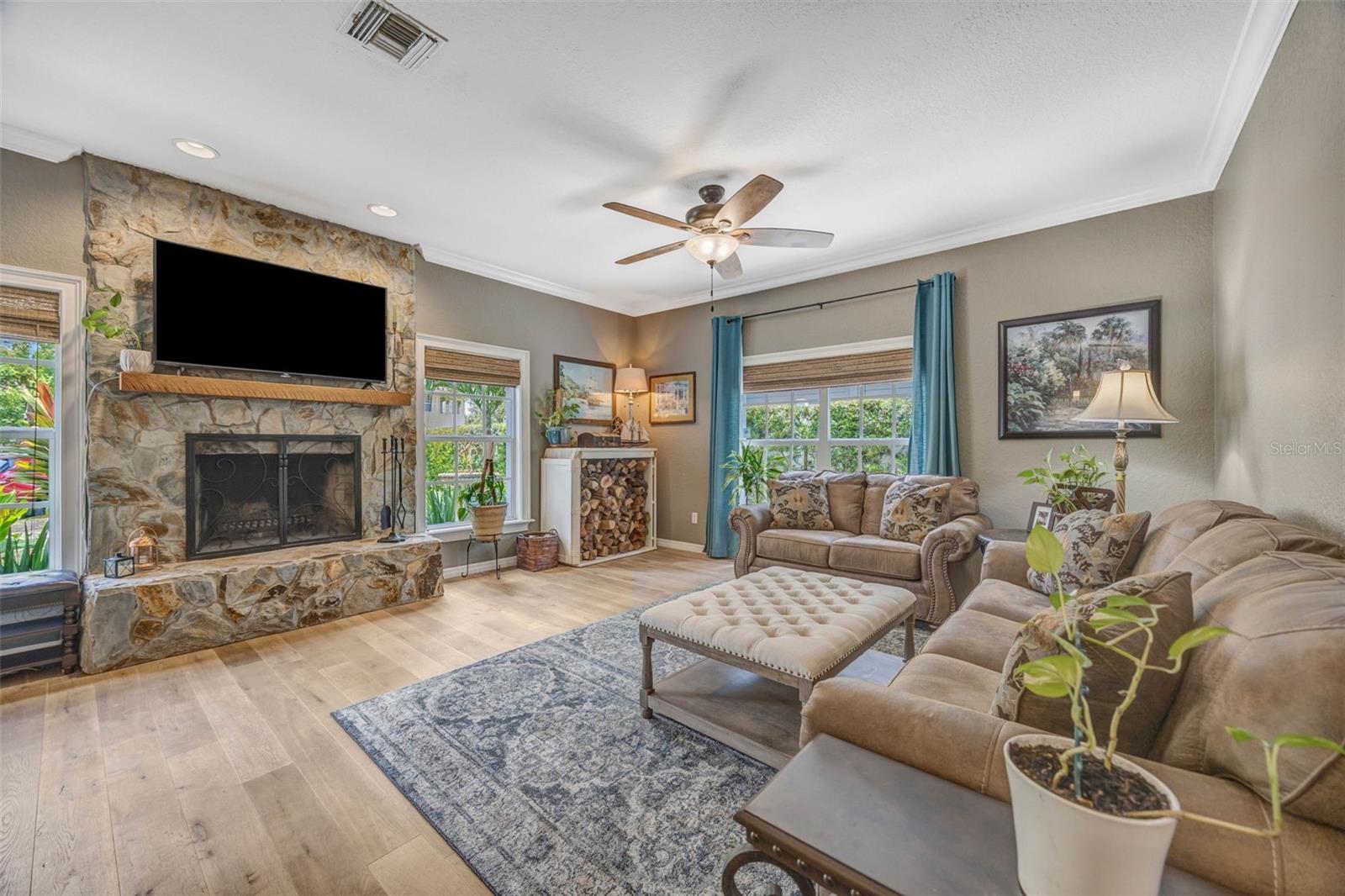 ALLENDALE TERRACE BLKS A-B-1-2-3-4-5-6 - Residential