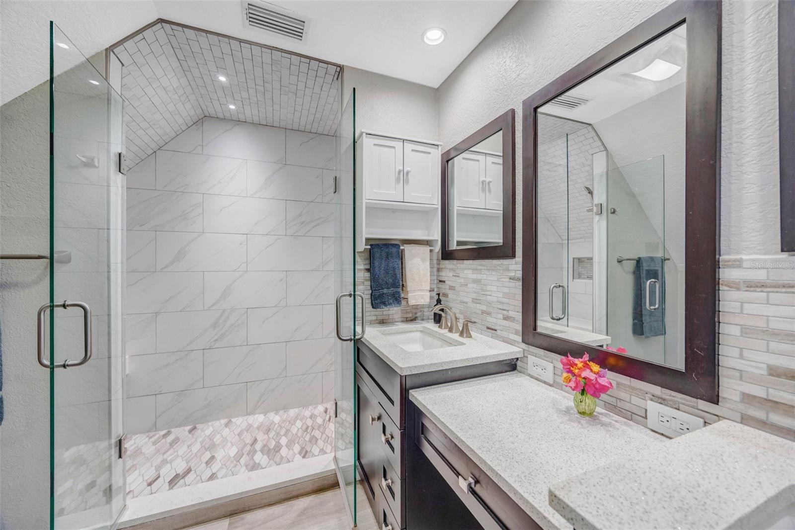 ALLENDALE TERRACE BLKS A-B-1-2-3-4-5-6 - Residential