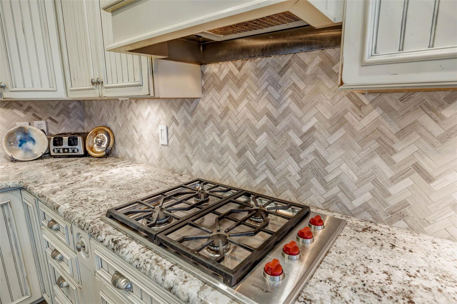 ALLENDALE TERRACE BLKS A-B-1-2-3-4-5-6 - Residential