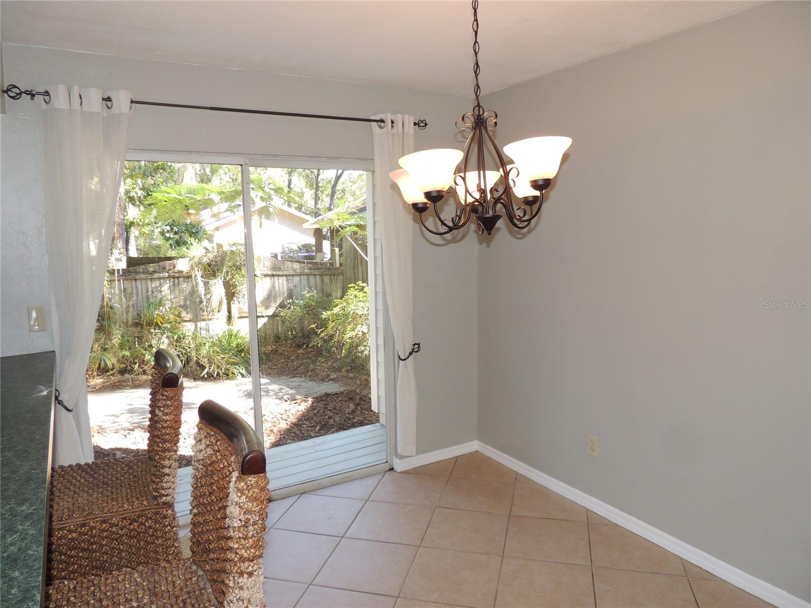 CARRIAGE HOUSE LANE - Residential