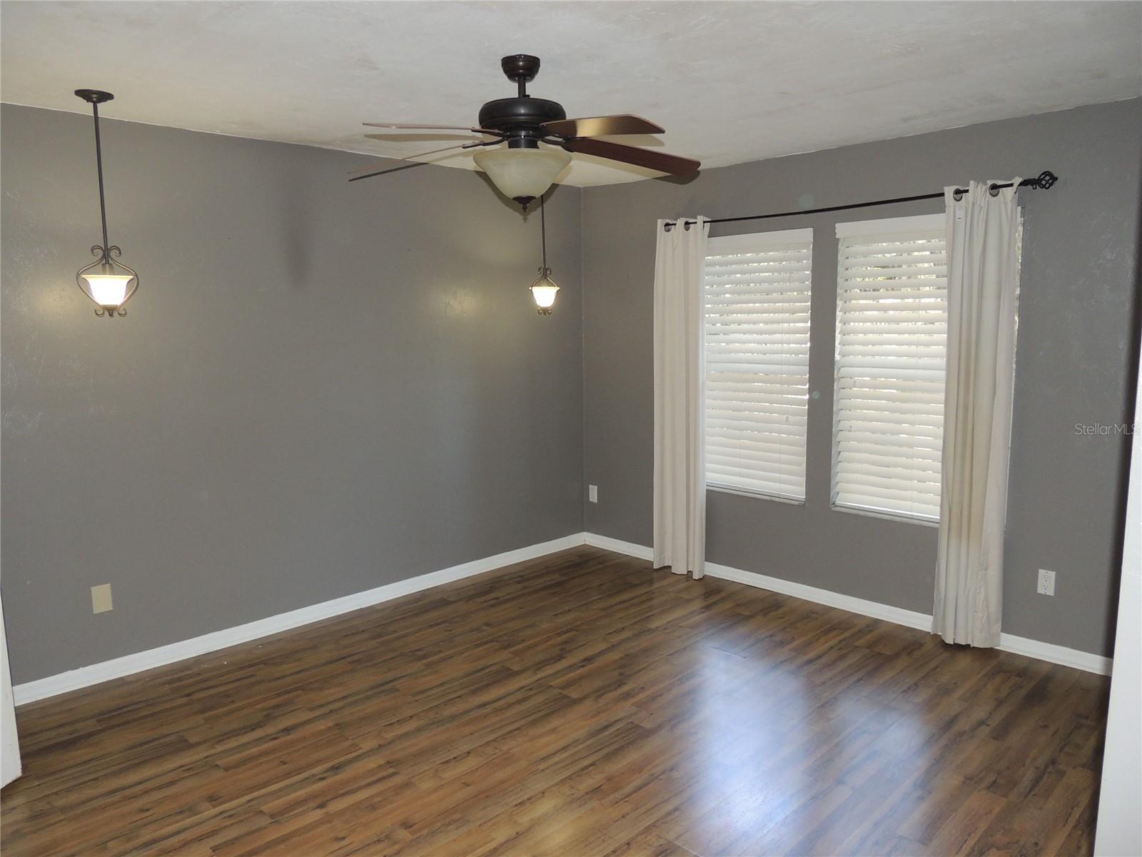 CARRIAGE HOUSE LANE - Residential