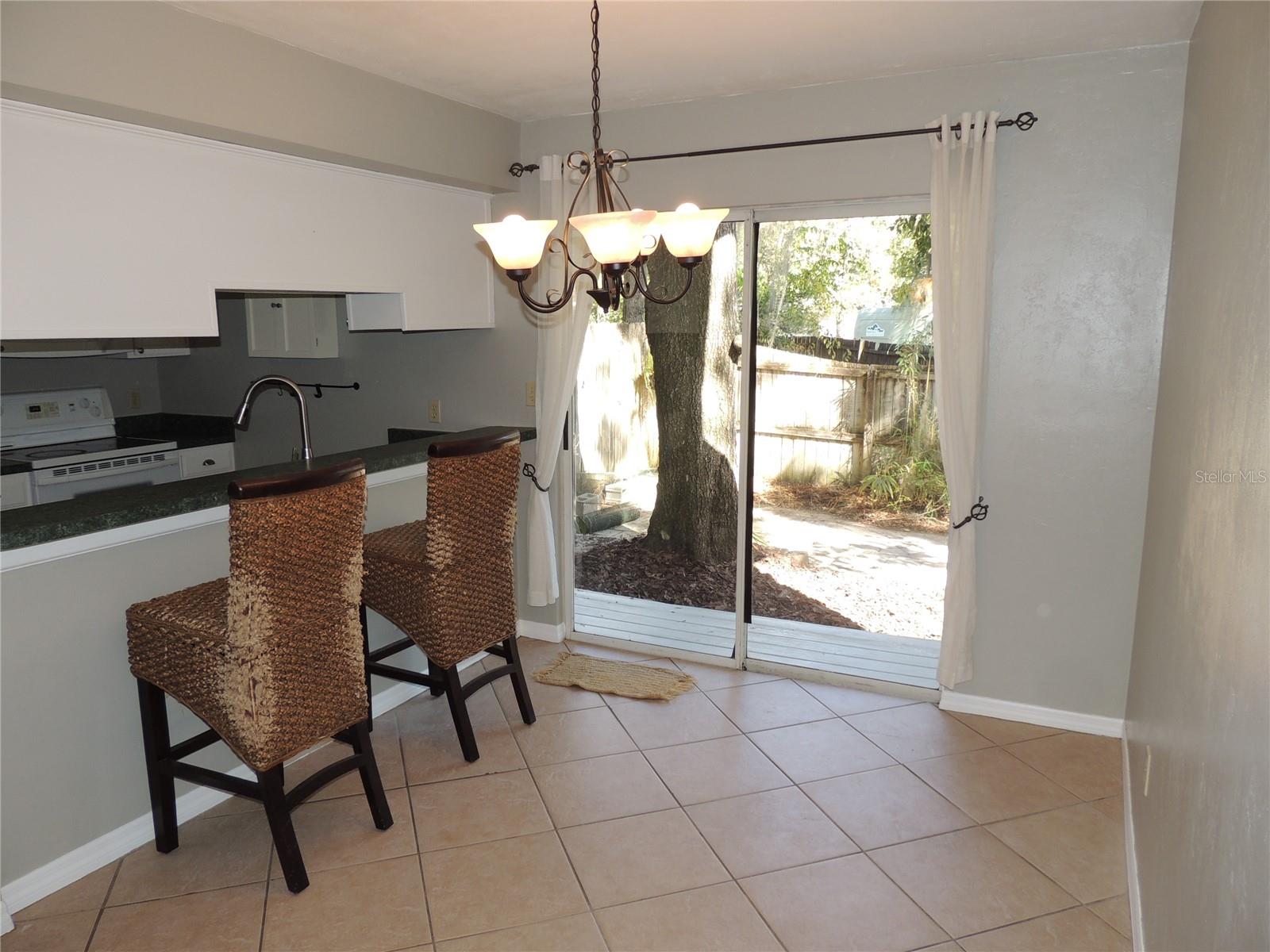 CARRIAGE HOUSE LANE - Residential