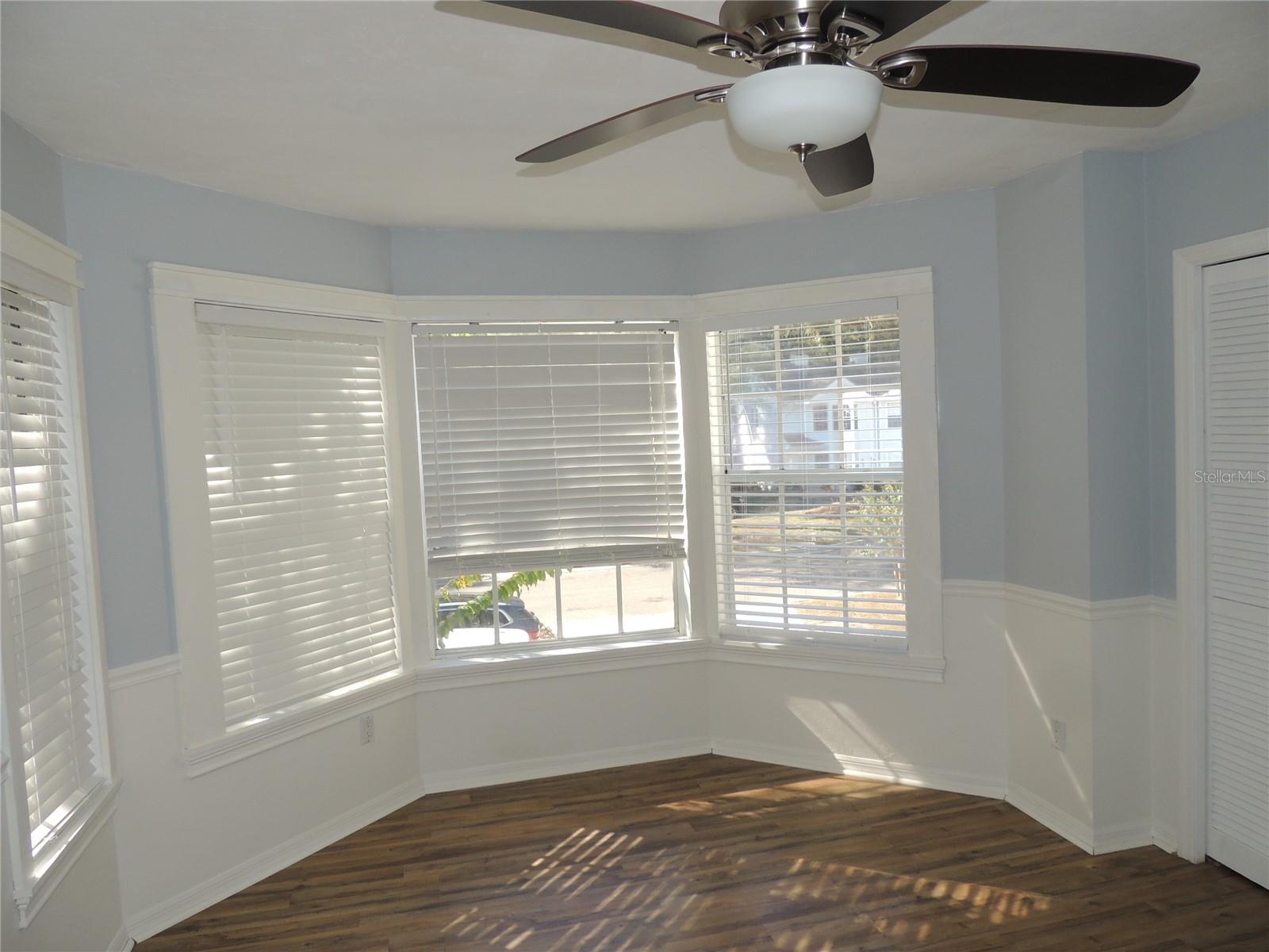 CARRIAGE HOUSE LANE - Residential