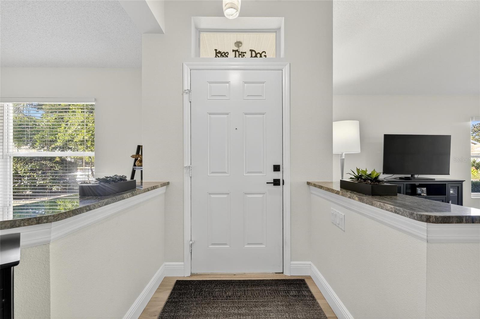 CORINTH CONDO - Residential