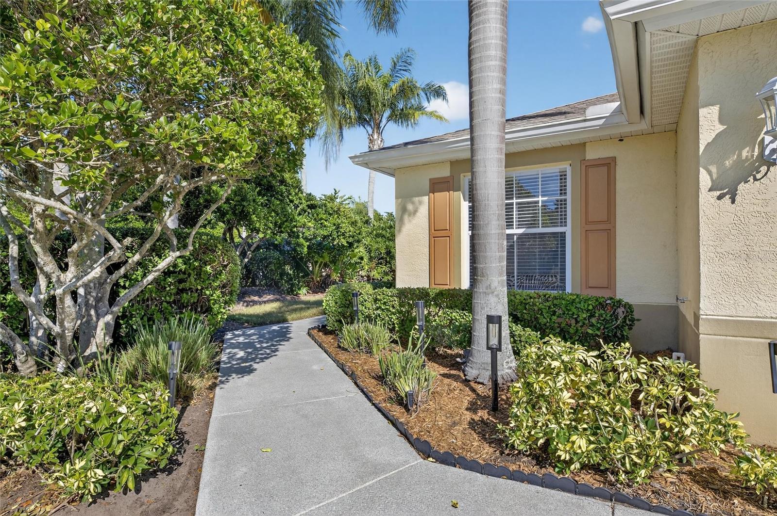 CORINTH CONDO - Residential