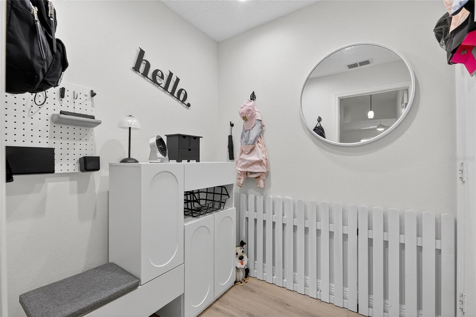 CORINTH CONDO - Residential