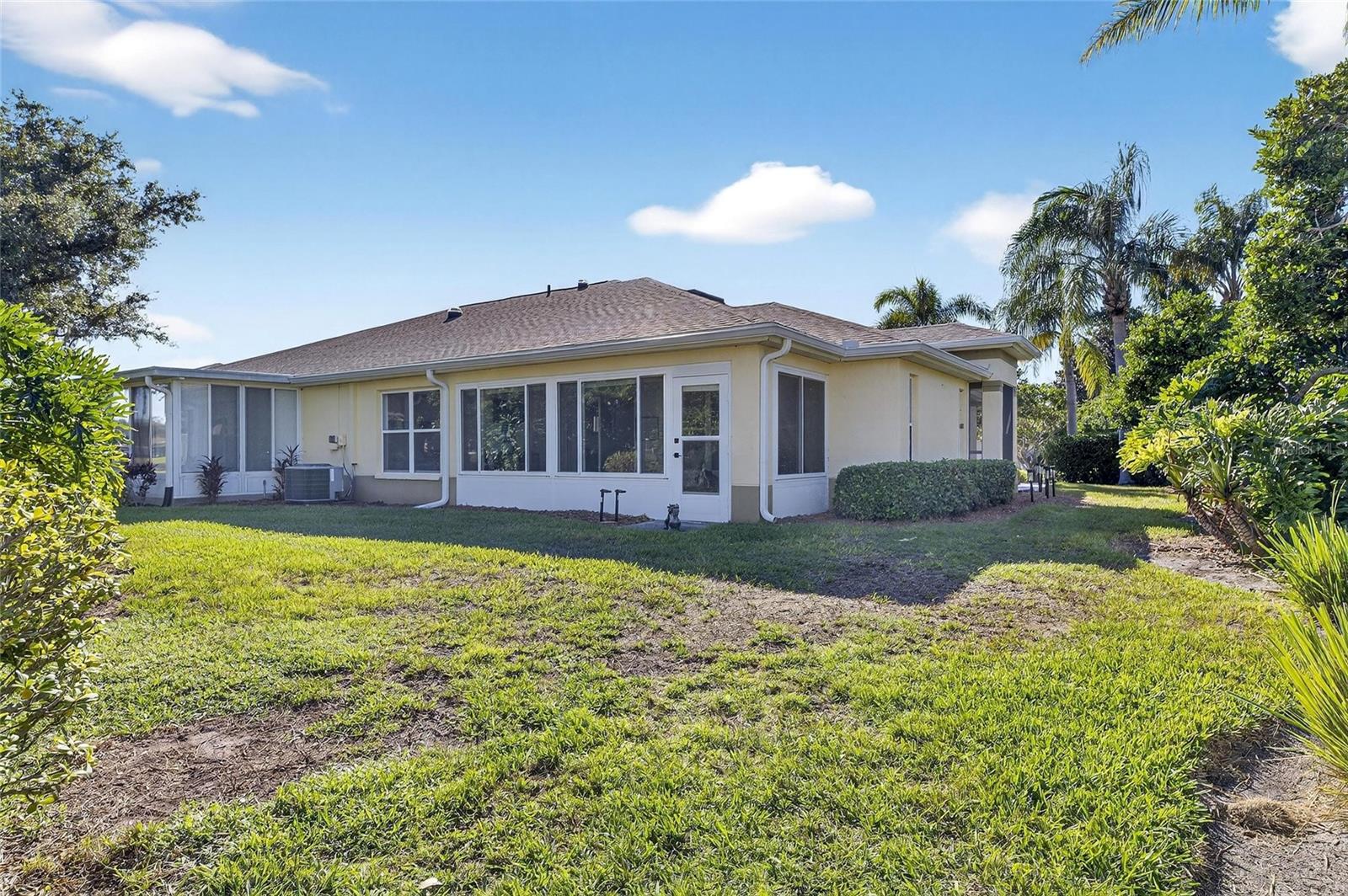 CORINTH CONDO - Residential