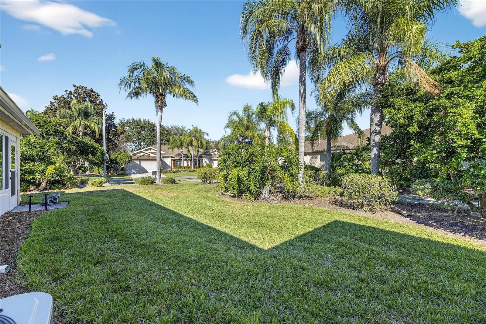 CORINTH CONDO - Residential