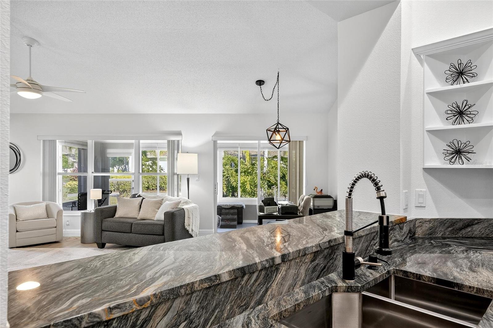 CORINTH CONDO - Residential