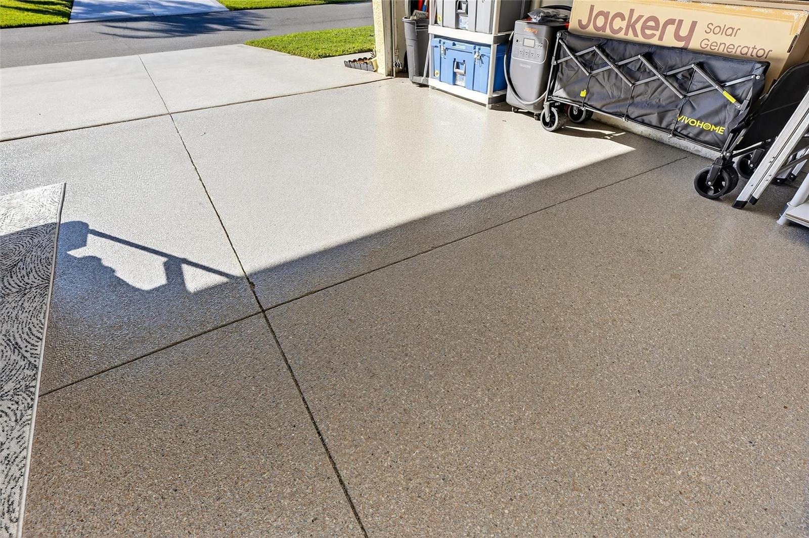 CORINTH CONDO - Residential