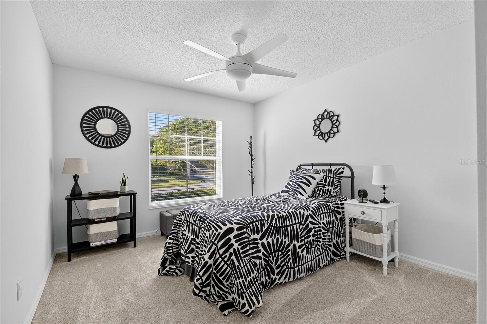 CORINTH CONDO - Residential