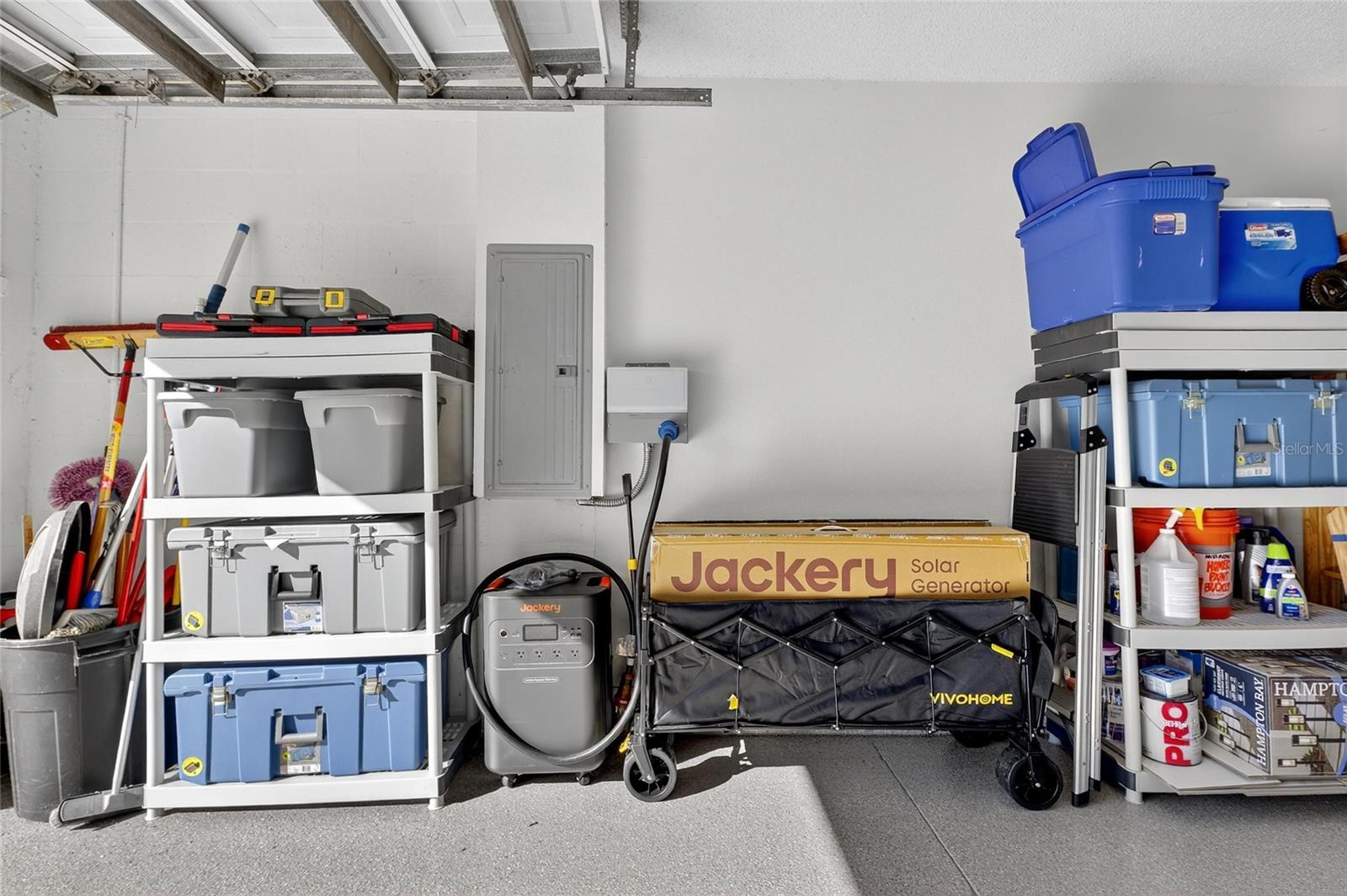 CORINTH CONDO - Residential