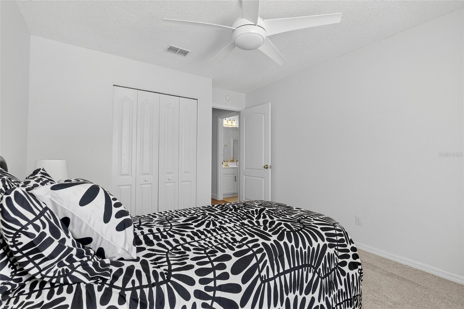 CORINTH CONDO - Residential