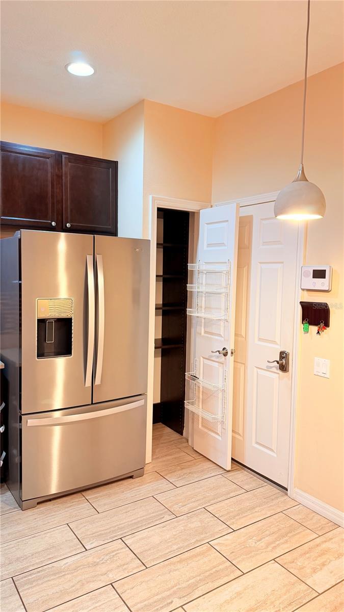 PALMBROOKE TWNHMS - Residential Lease